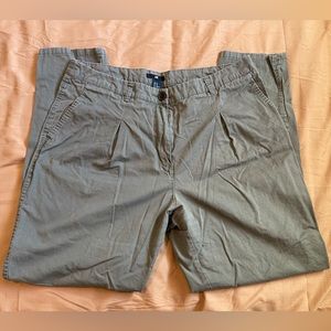 H&M Minimalistic Olive Green Chino Pants Size 10 (M)